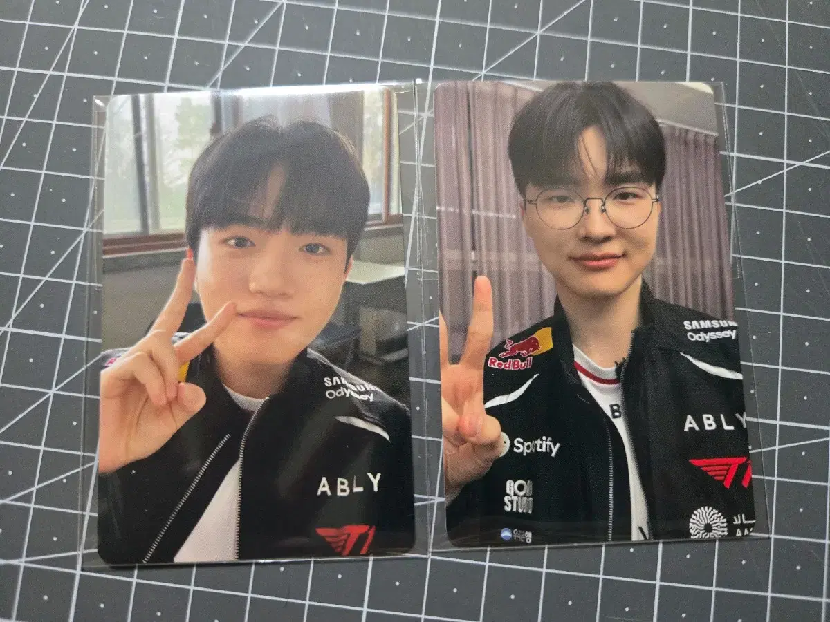 thumbnail-0